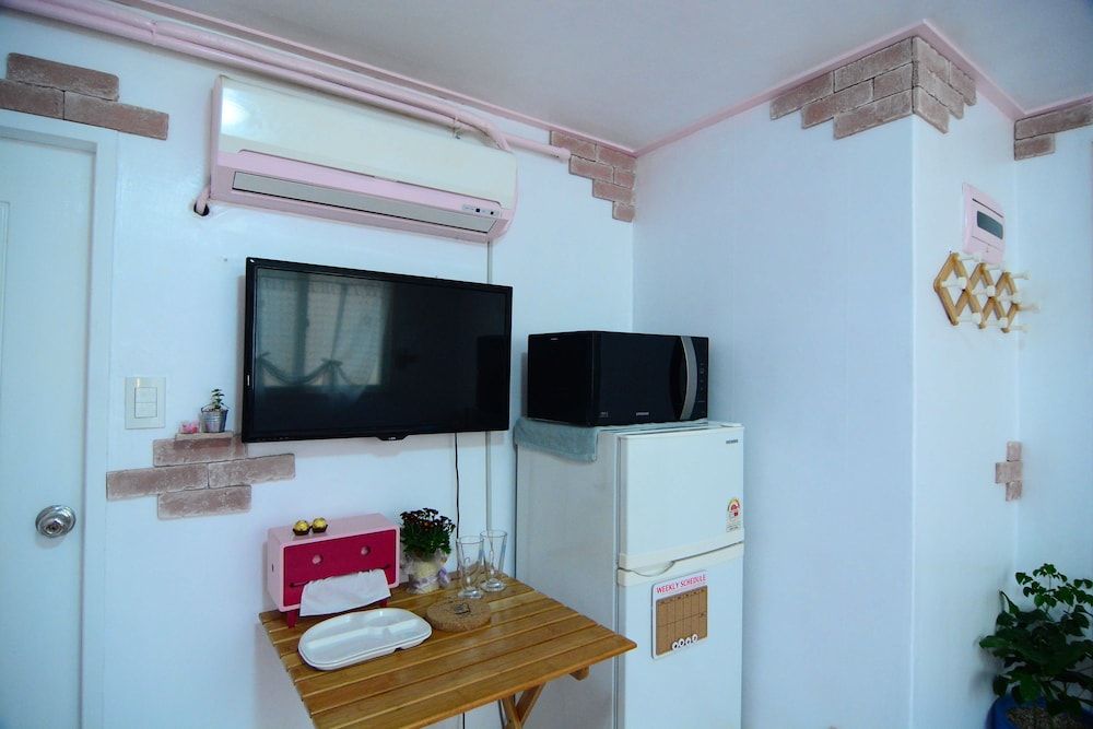 Residence Unicorn in Dongdaemun Design Twin Room 3