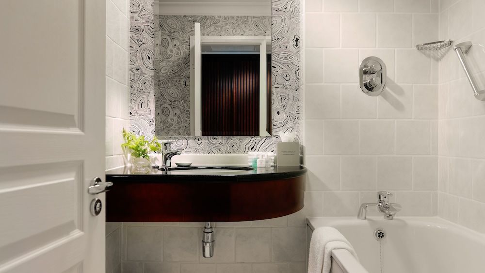 undefined Herbert Park Hotel 8