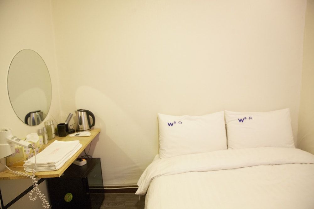 W mini hotel - Hostel Standard Double Room 9