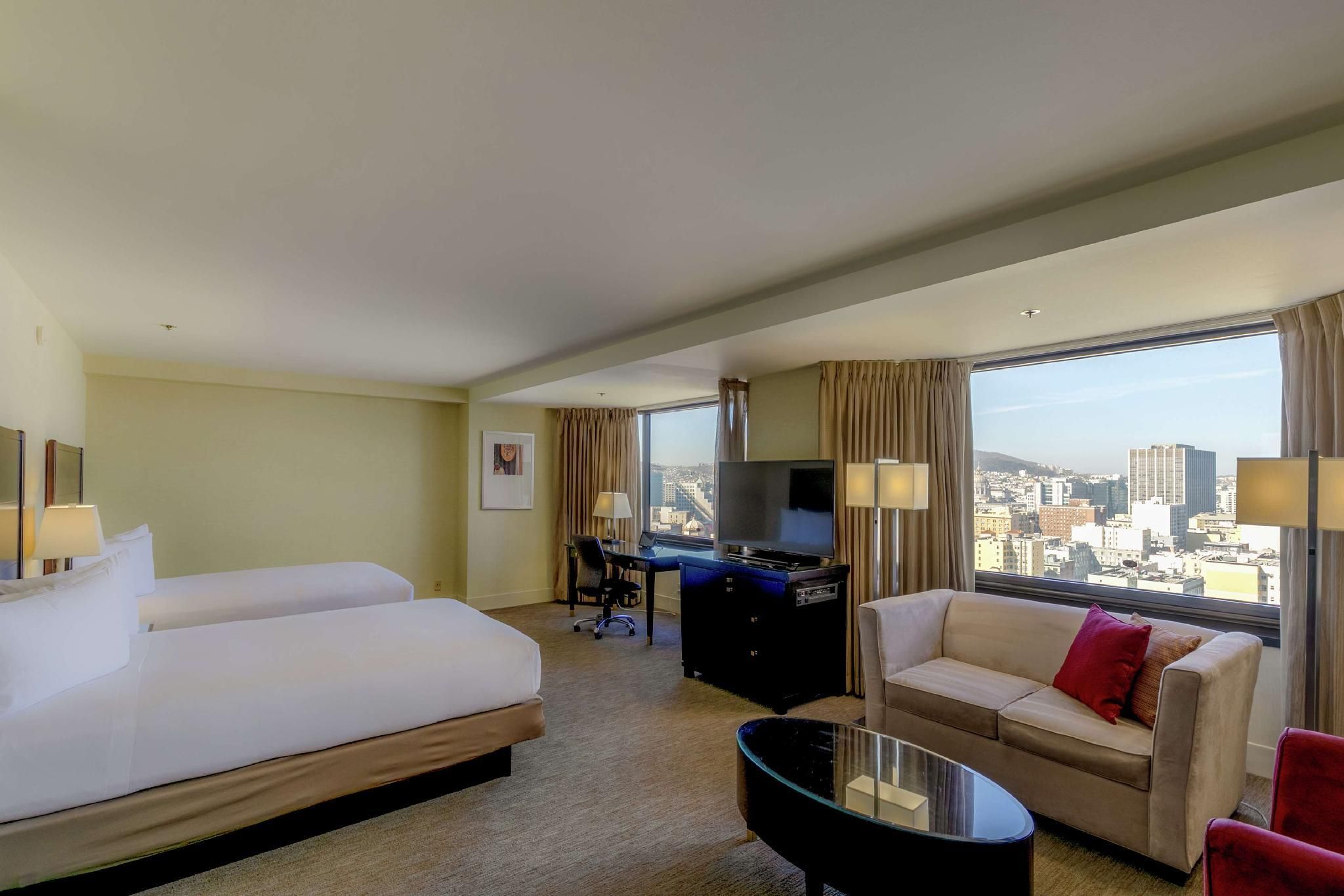 2 DOUBLE BEDS JUNIOR SUITE DELUXE VIEW