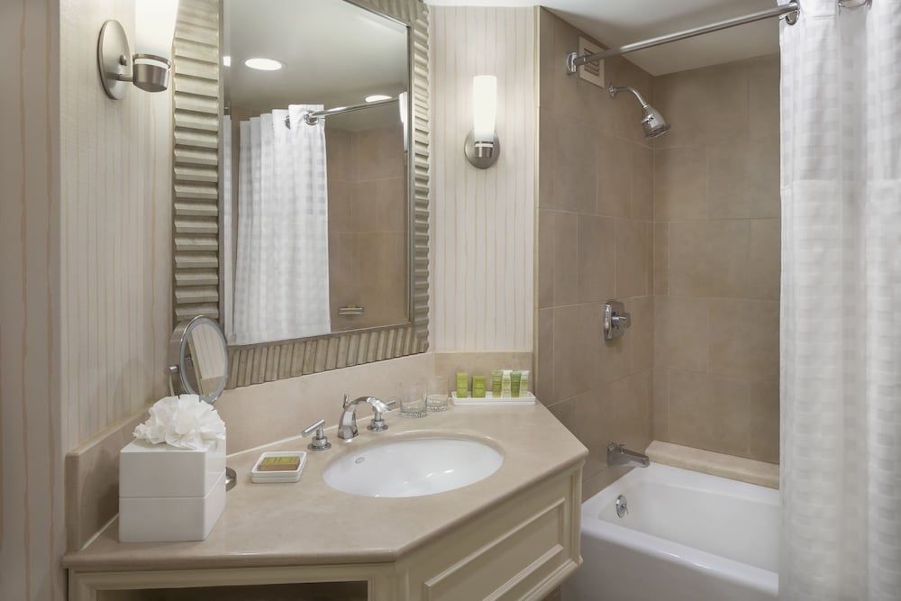 Parc 55 San Francisco - A Hilton Hotel Room, 2 Double Beds 5