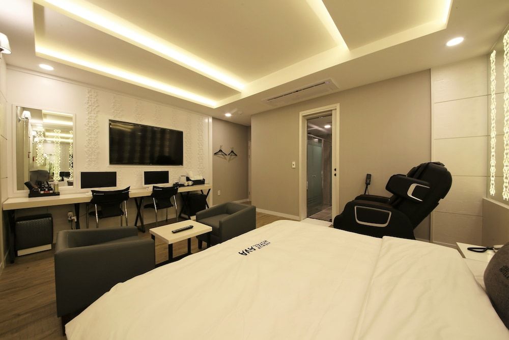 Premium AVA Hotel Sasang Standard Room 5