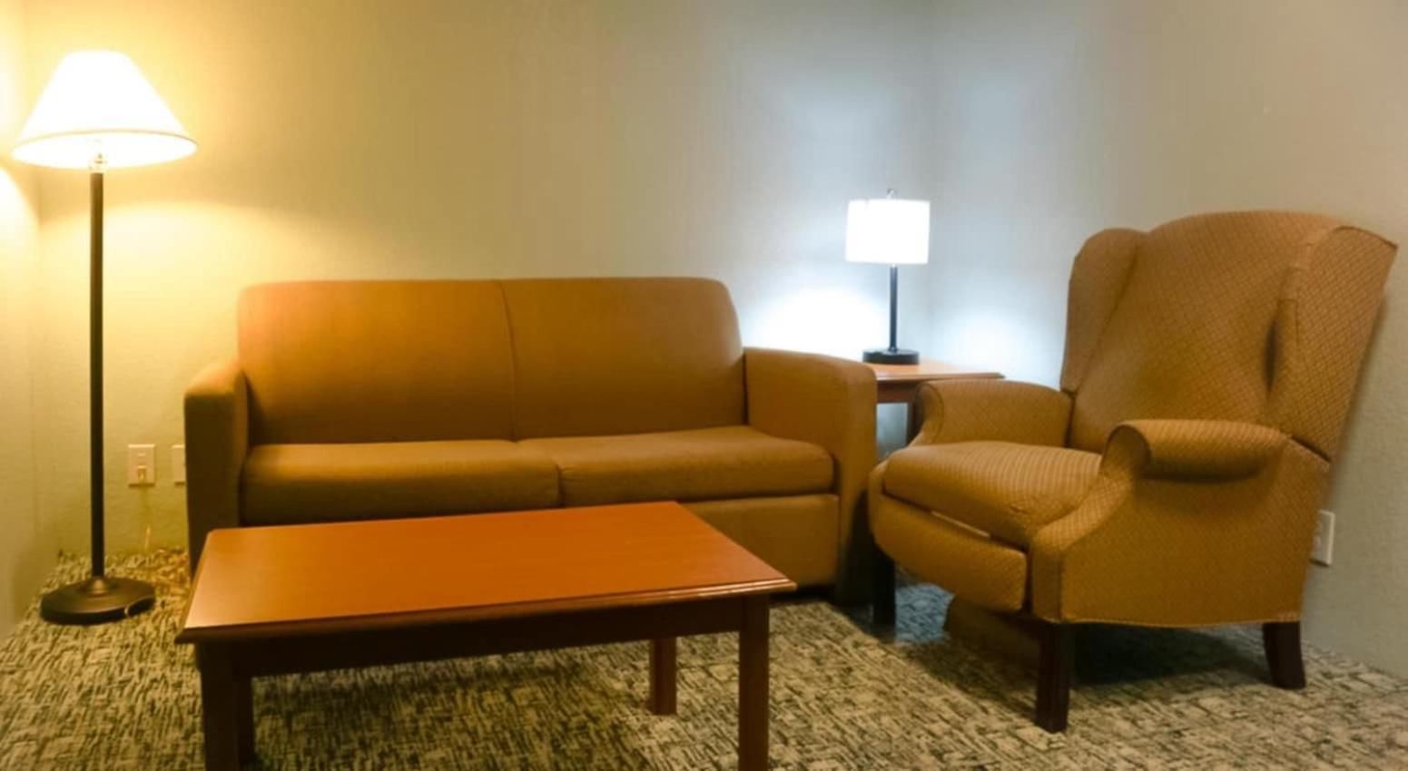 2 Queen Beds, Studio Suite, Non-Smoking