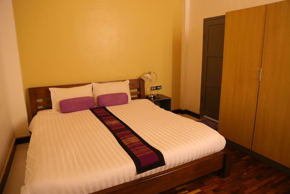 New iHouse Hotel - Hostel Superior Double Room - No window 5