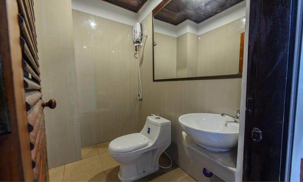 Sabaidee Guesthouse Family Room 3