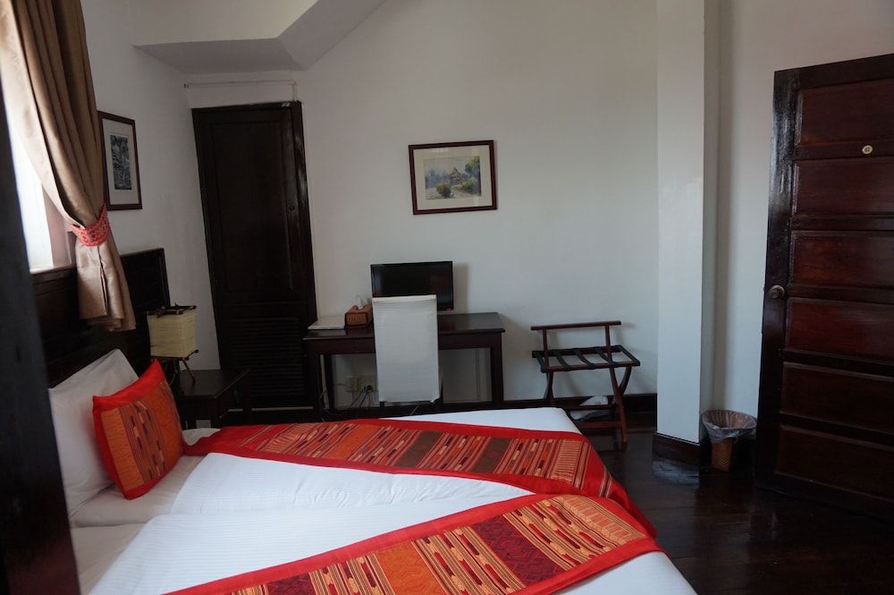 Residence Sisouk Standard Twin Room 3