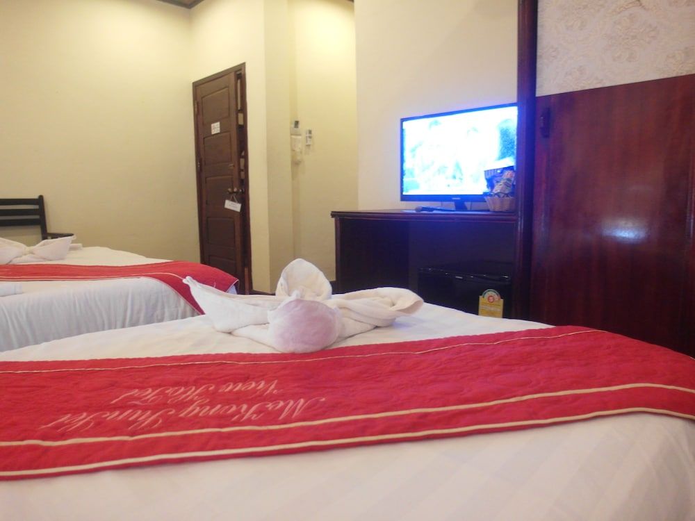 Mekong Sunset View Hotel Deluxe Triple Room 6