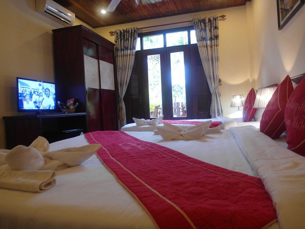 Mekong Sunset View Hotel Deluxe Triple Room 8