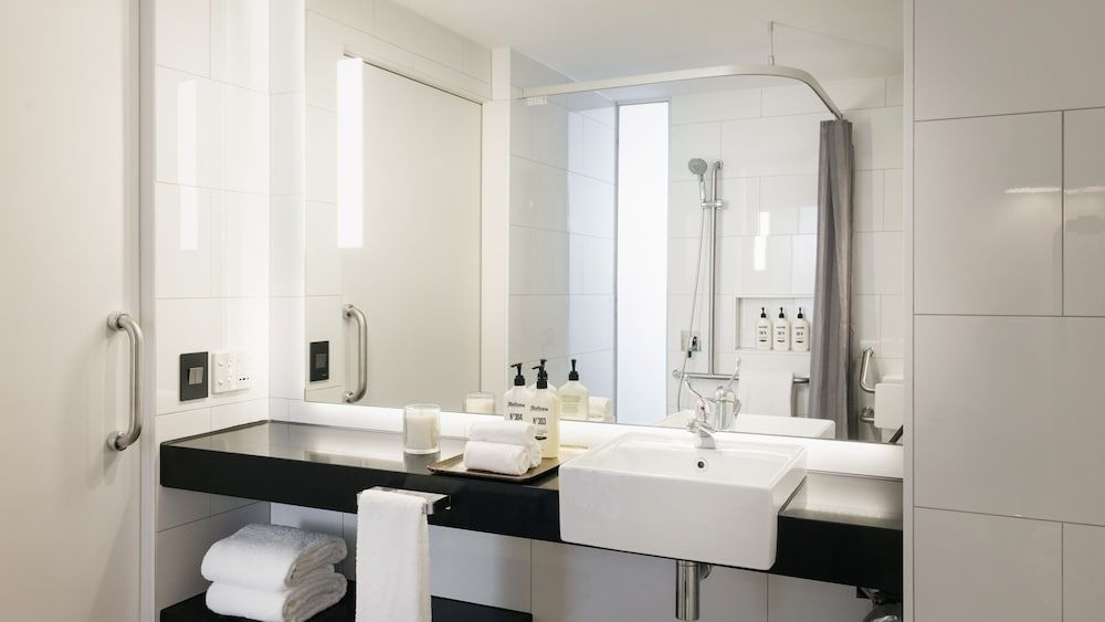 undefined Hotel Indigo Melbourne on Flinders by IHG 6