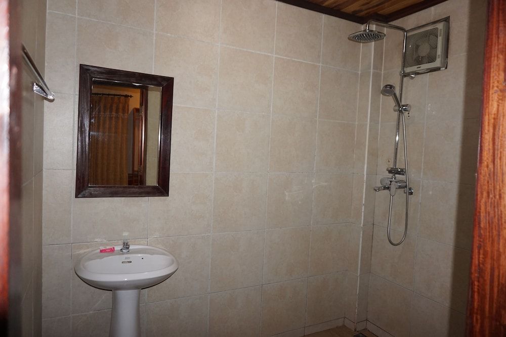 Golden Lotus Place Standard Twin 5