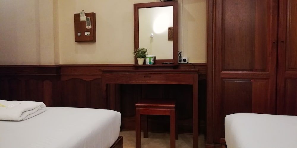 Thanaboun Guesthouse Standard Twin Room 3