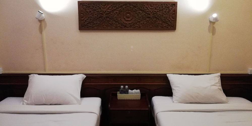 Thanaboun Guesthouse Standard Twin Room 33