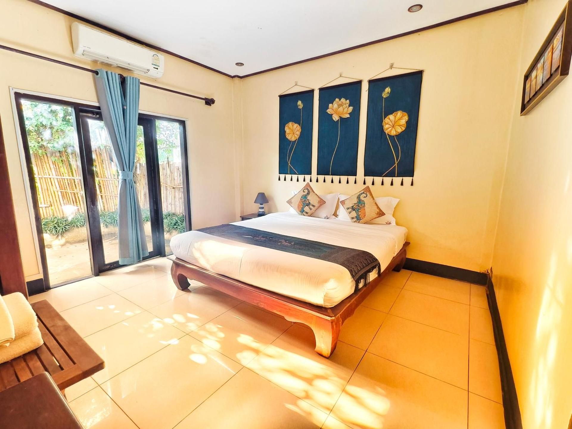 Family 2 beds room Villa