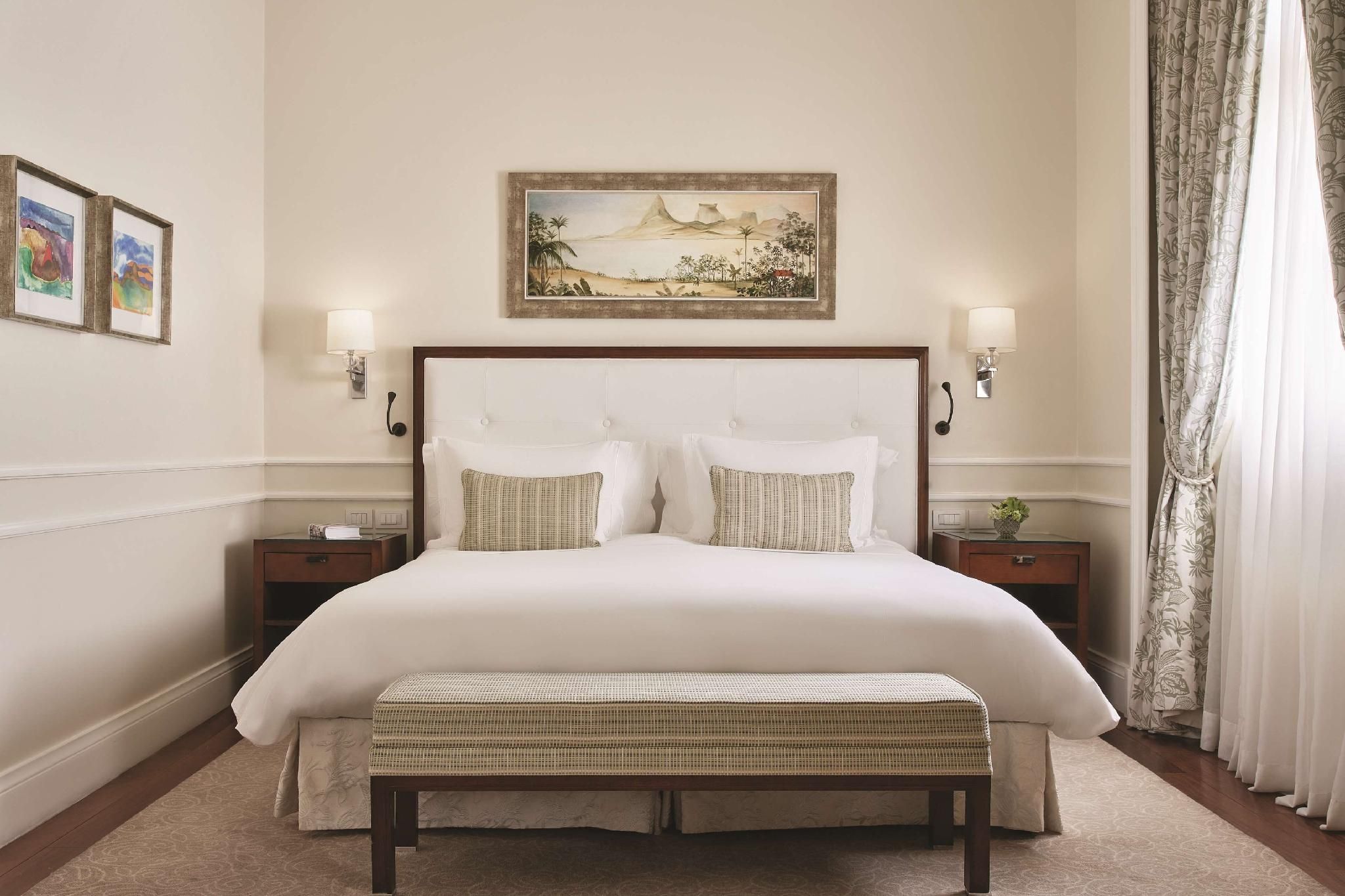 Deluxe Double or Twin Room with City View