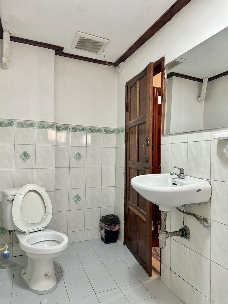 Hoxieng Guesthouse 1 Standard Twin Room 4