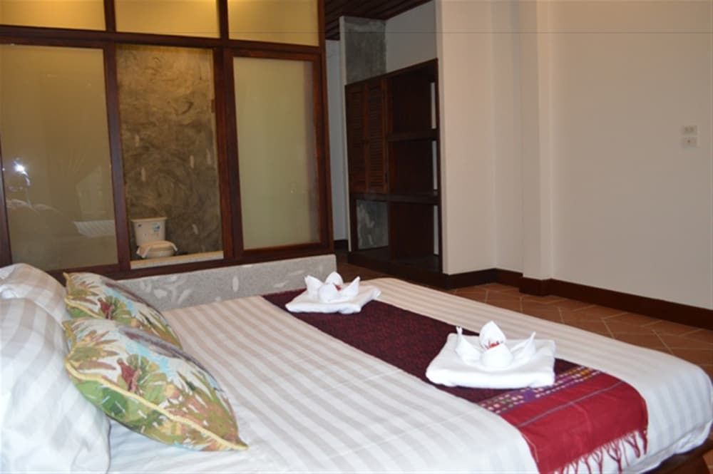 Mahout Hotel Deluxe Garden Room, River View 2