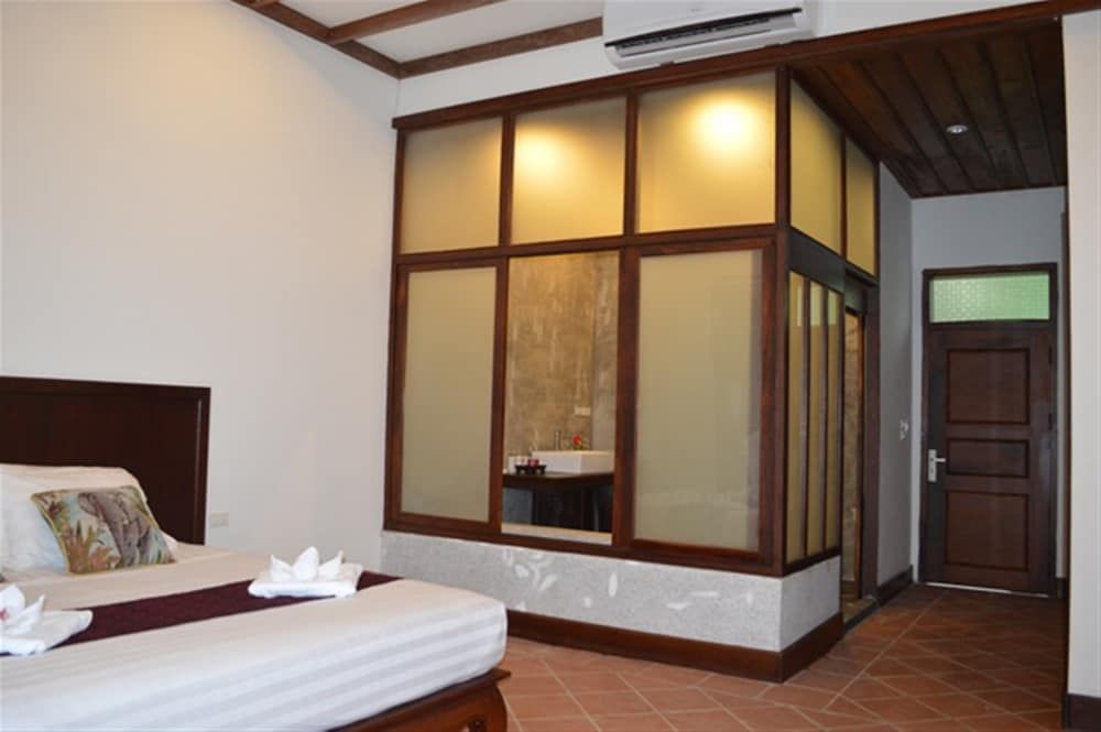 Mahout Hotel Deluxe Mountain Room, River View 7