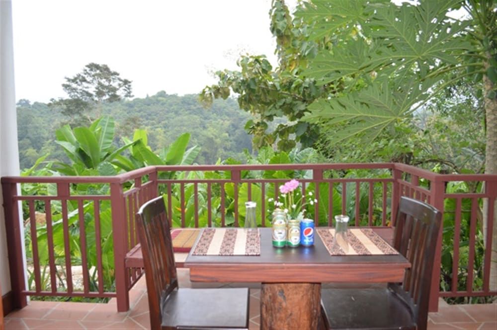 Mahout Hotel Deluxe Garden Room, River View 7