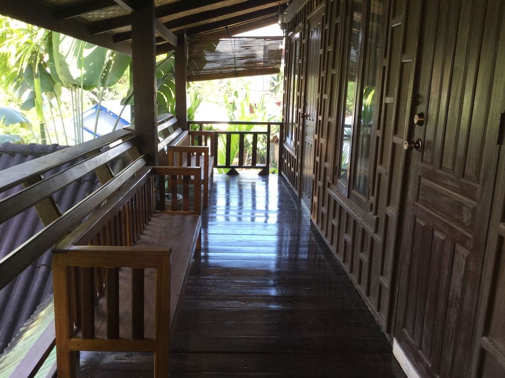 Champa Lao The Villa Standard Twin Room, Garden View (Air Conditioning) 4