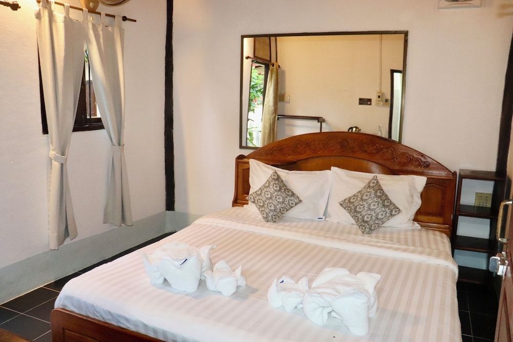Villa Khoum Xieng Thong Boutique Superior Bungalow