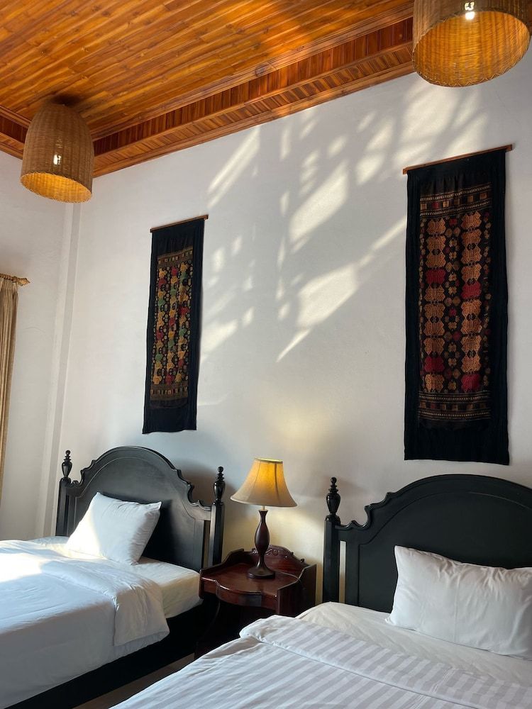 Nam Ou Riverside Hotel & Resort Deluxe Twin Room, Garden View 12