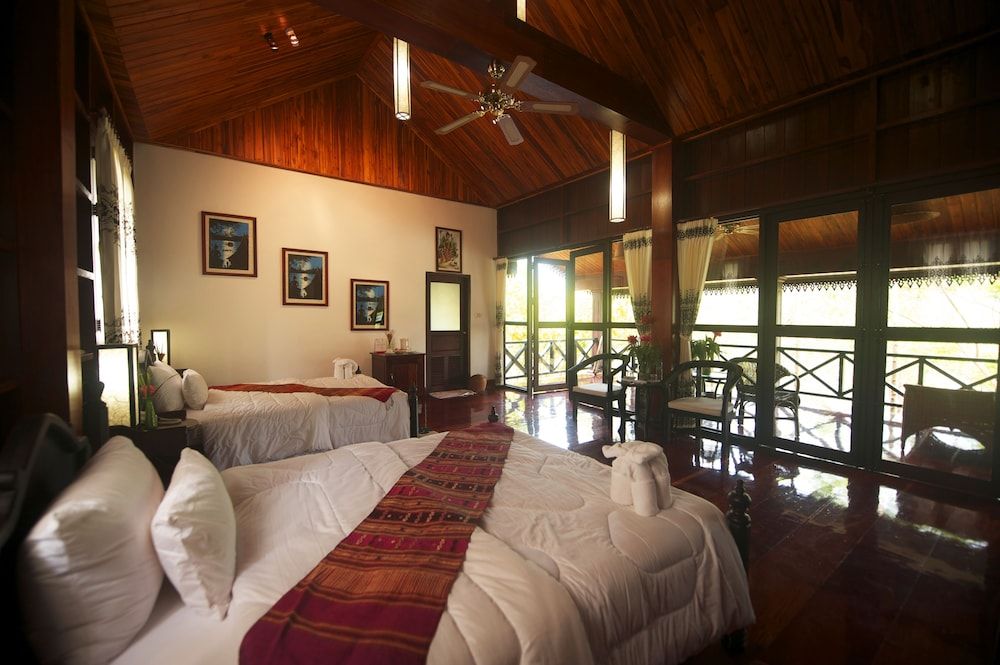 Nam Ou Riverside Hotel & Resort Junior Suite, River View 15