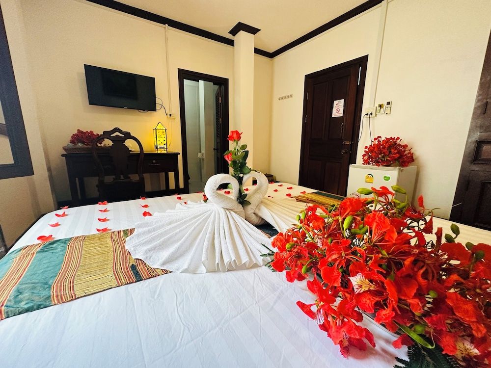 Thatsaphone Hotel Superior Double Room 11