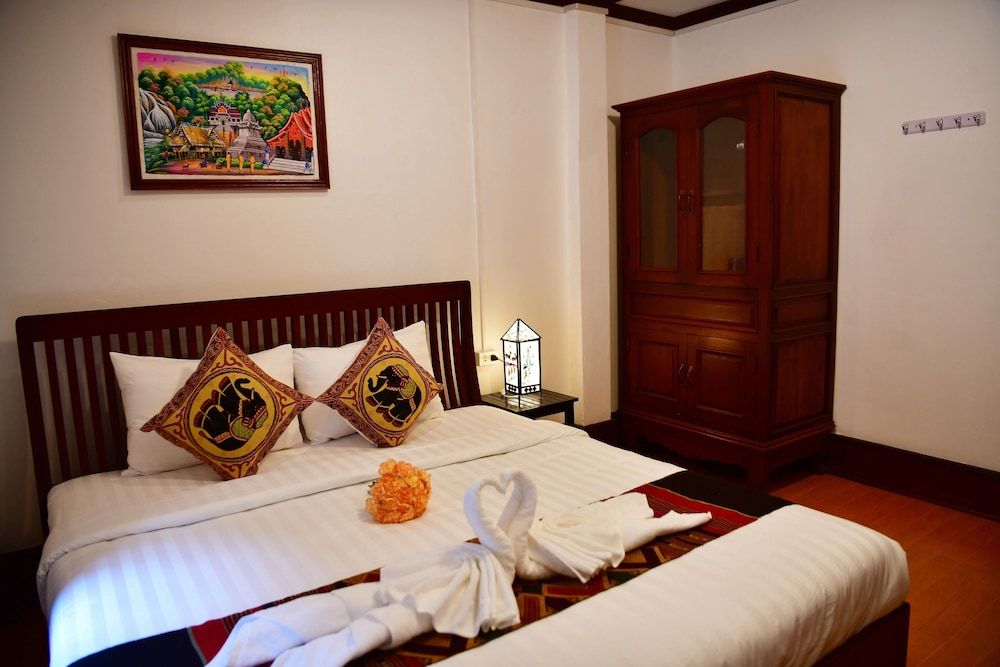 Thatsaphone Hotel Superior Double Room