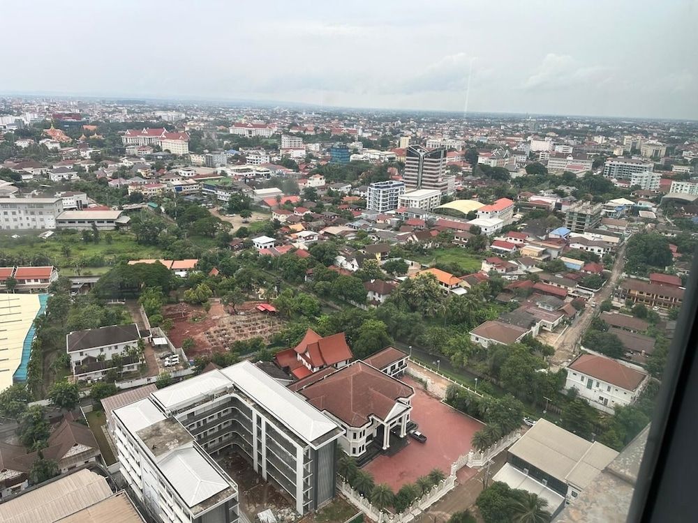 Muong Thanh Luxury Vientiane Deluxe Double Room, 1 King Bed, City View 7