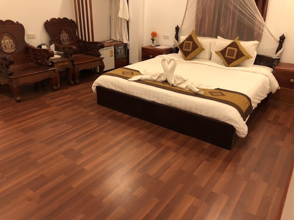 undefined Villa Mahasok Hotel