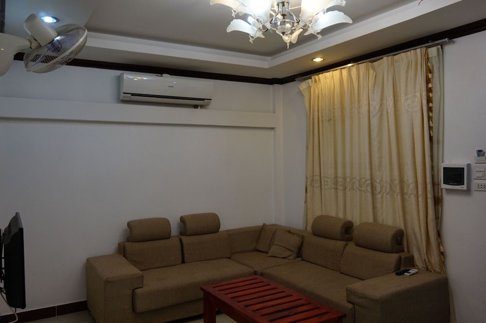 Khamsaner Hotel
