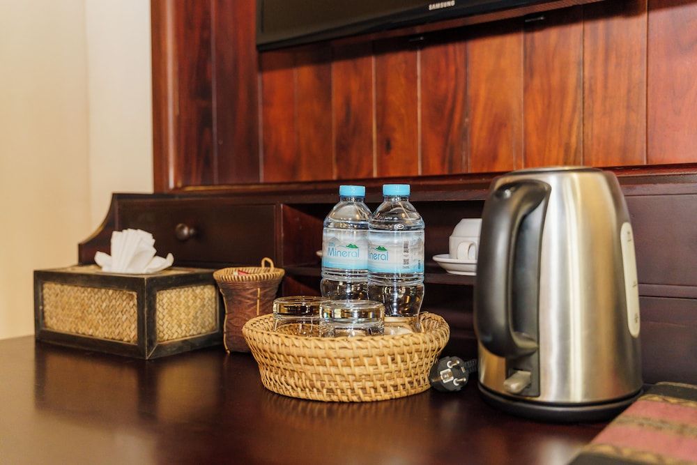 Treasure Hotel Laos Deluxe Double Room 7