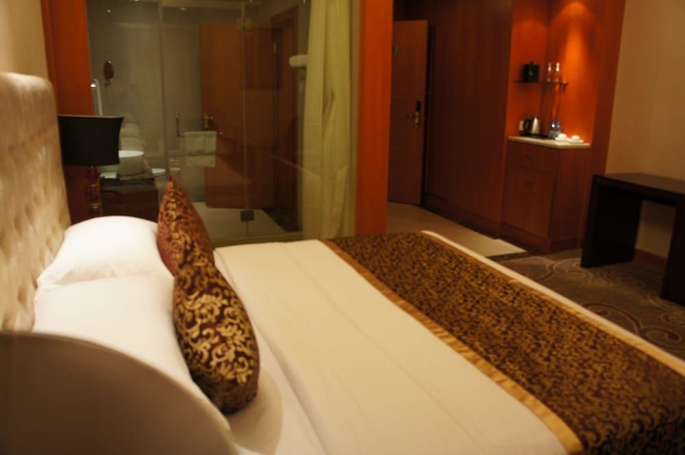 Dorkjumpa Hotel Superior Double Room, 1 Queen Bed, Pool View 3