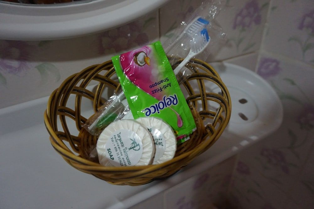 Phaythavone Hotel Standard Twin Room 5