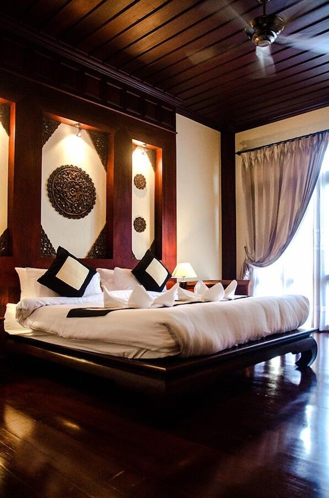 Sada Hotel Deluxe Double Room 2