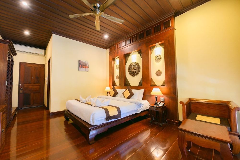 Sada Hotel Deluxe Double Room 5