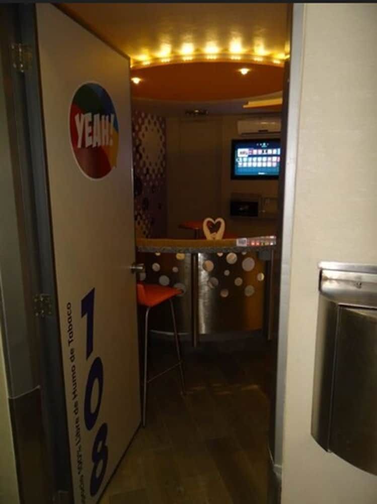 OH Oriente Hotel - Adults Only Deluxe Room 2