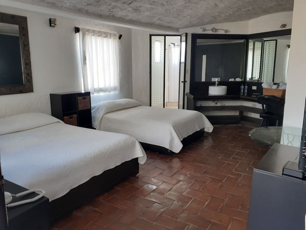 Suite, 2 Double Beds
