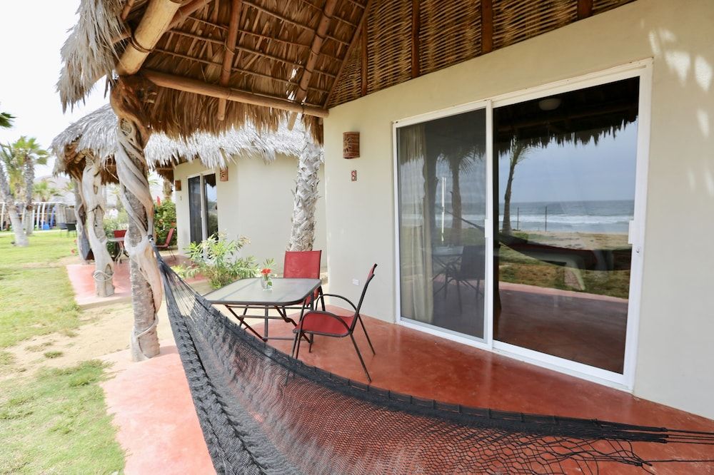 Cerritos Surf Town Beach Front Hotel and SPA Studio Ocean Front 4