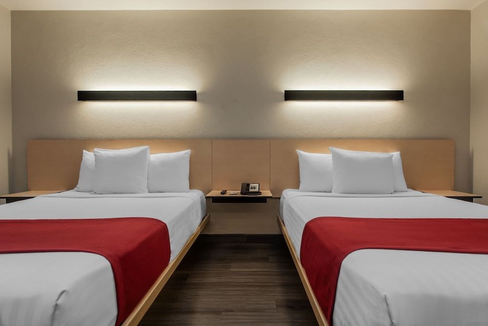 City Express by Marriott Celaya Galerias Room, 2 Double Beds 2