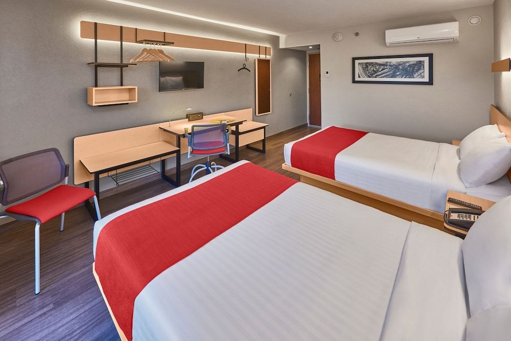 City Express by Marriott Celaya Galerias Room, 2 Double Beds
