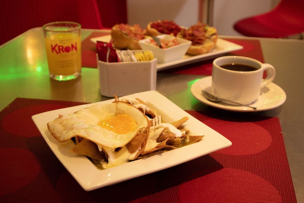 undefined Love Hotel Kron 8