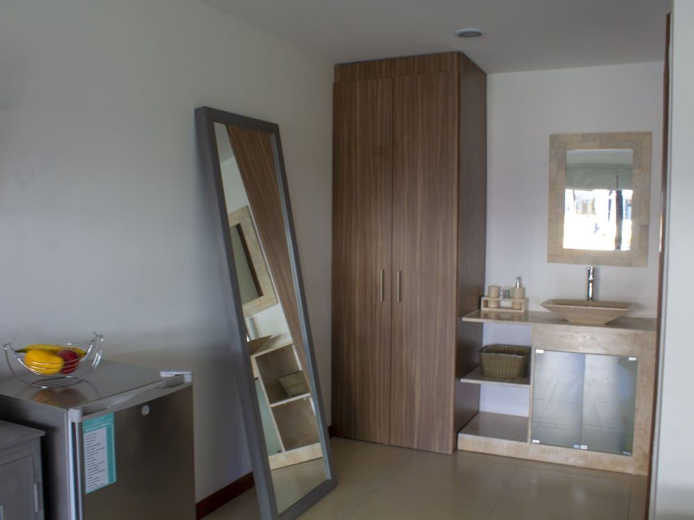 Villas Grand Gardenia Comfort Room, Pool View 7