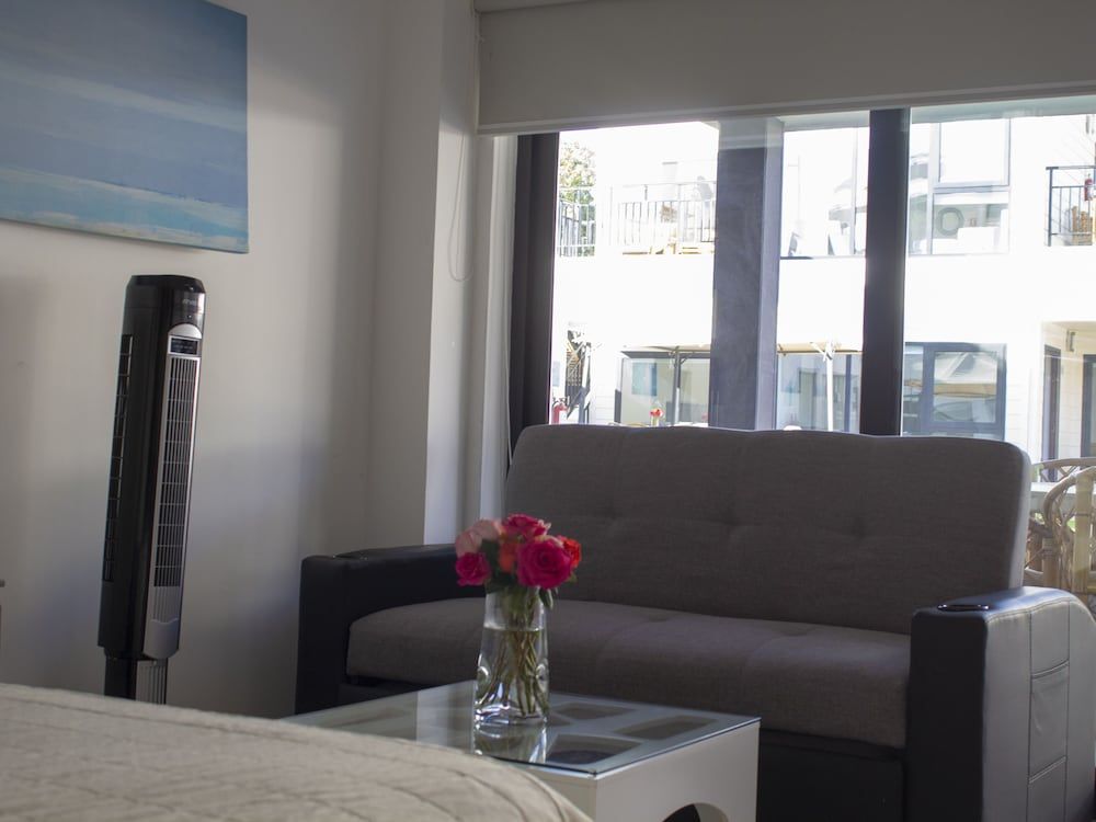 Villas Grand Gardenia Comfort Room, Pool View 6