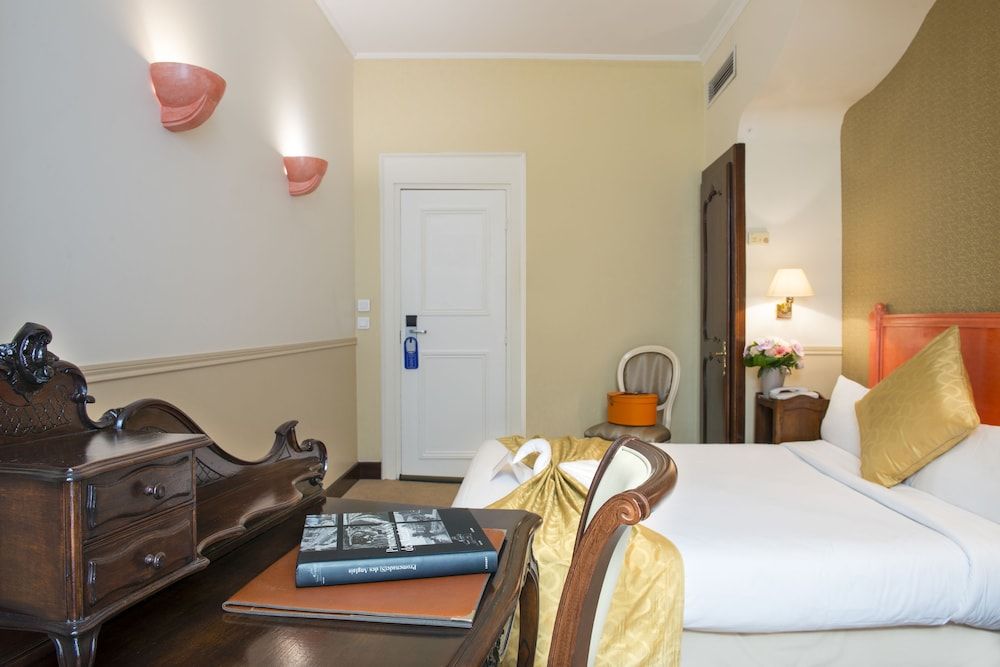 Hotel West End Nice Promenade Classic Room 5