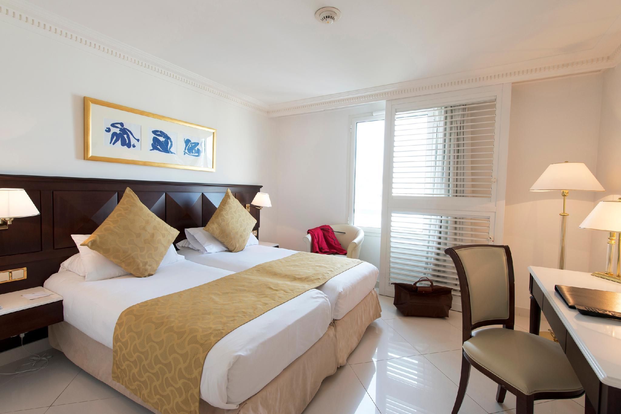 Privilege Double Room with City View