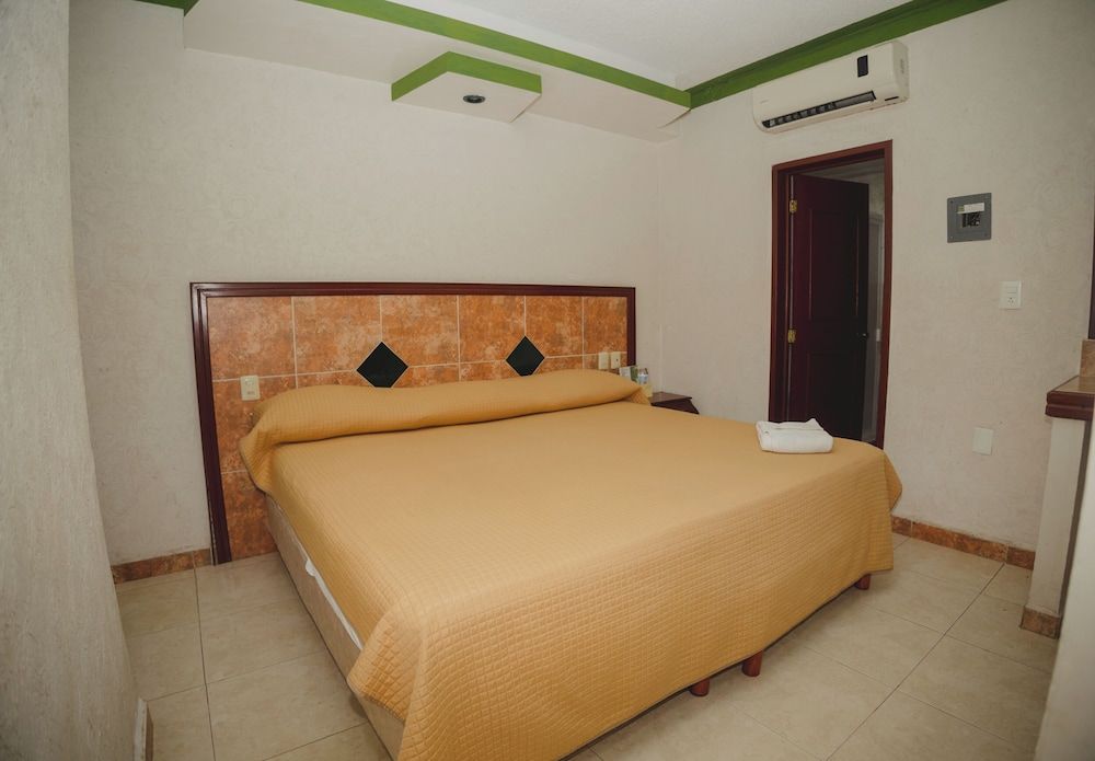 Nicte Ha Campeche Standard Room, 1 King Bed 2