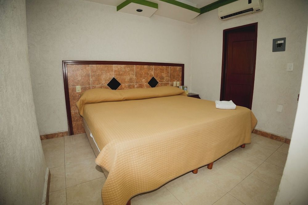 Nicte Ha Campeche Standard Room, 1 King Bed 3
