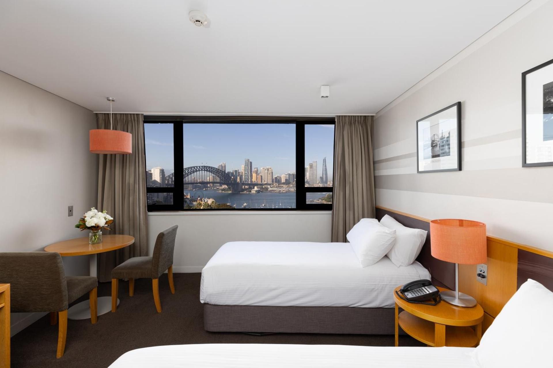 Harbour Bridge View Twin Room