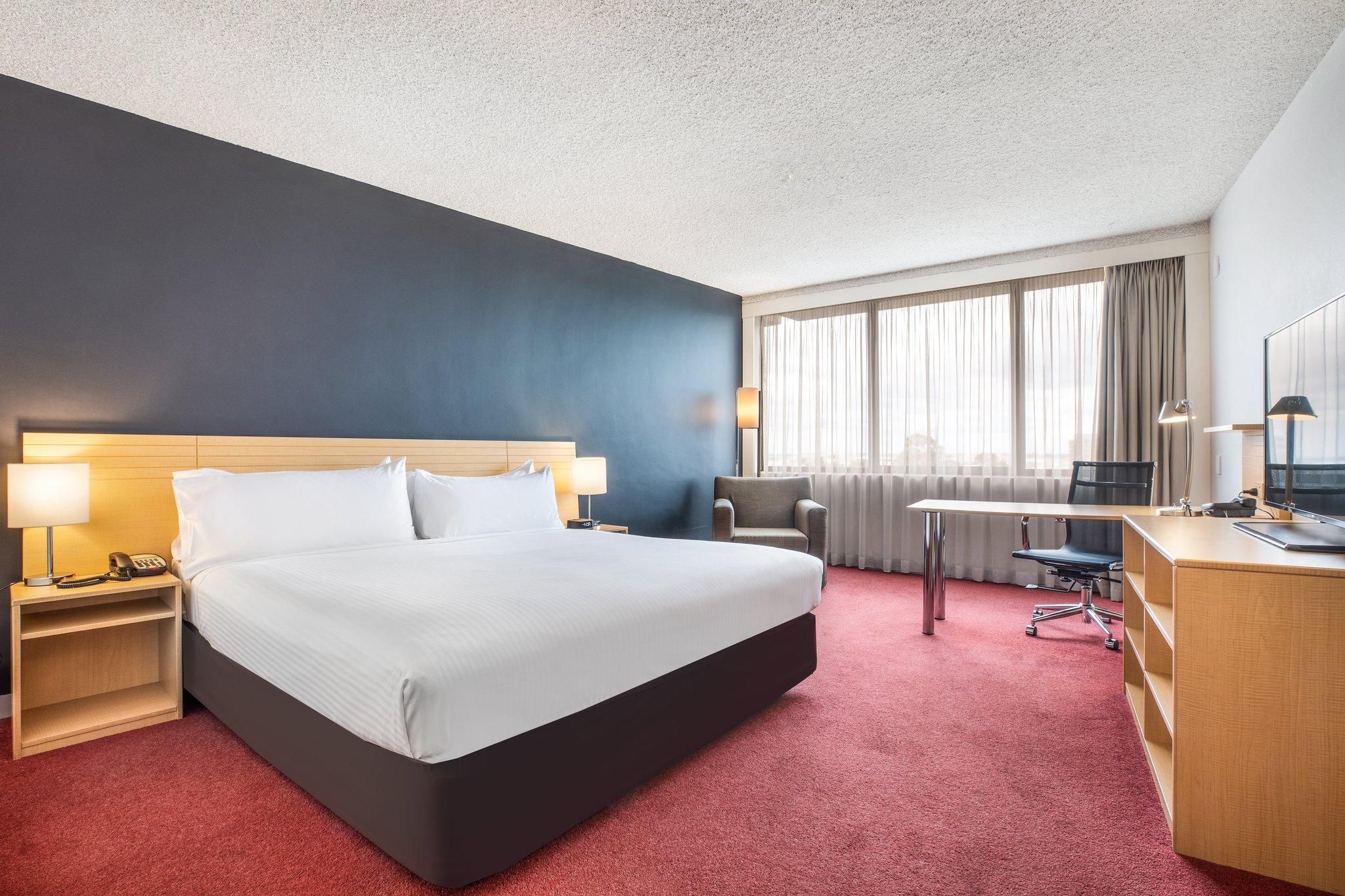 1 King Premium Room